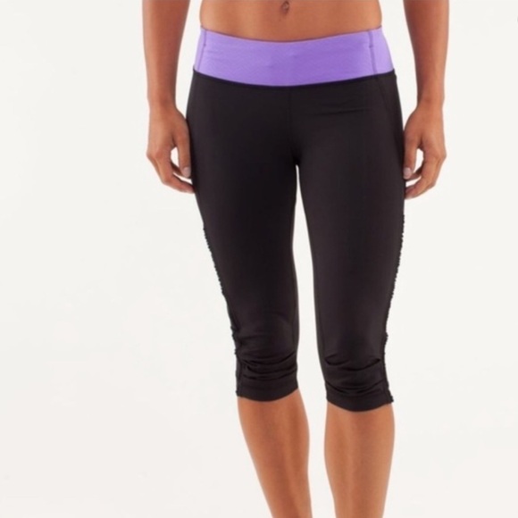 LULULEMON Run Athletic Crop Legging - Picture 1 of 8